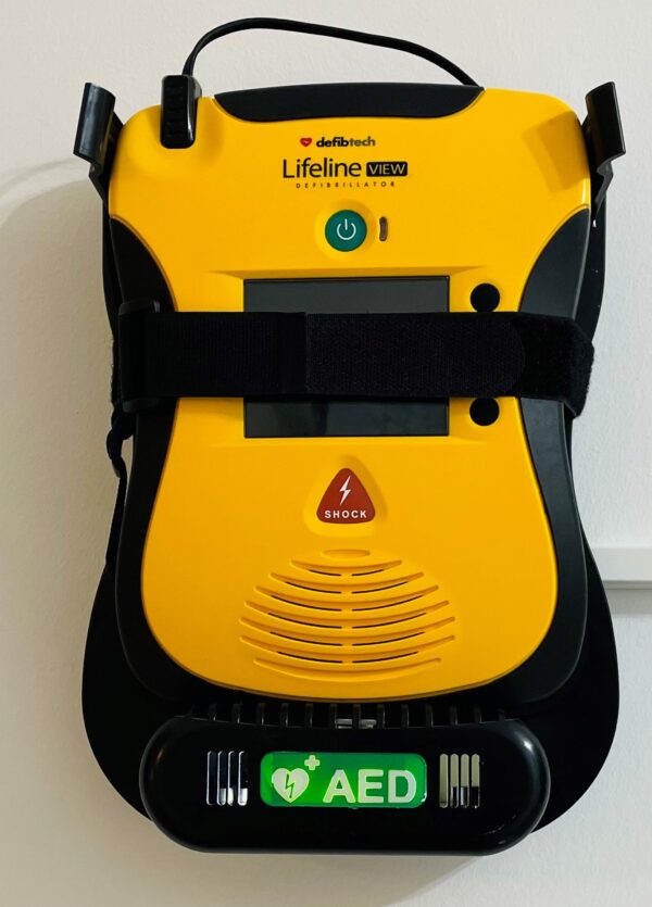 Defibtech Lifeline VIEW AED Wandhalterung DefibCom mit Fernüberwachung